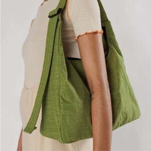 BAGGU Olive Green Shoulder Bag